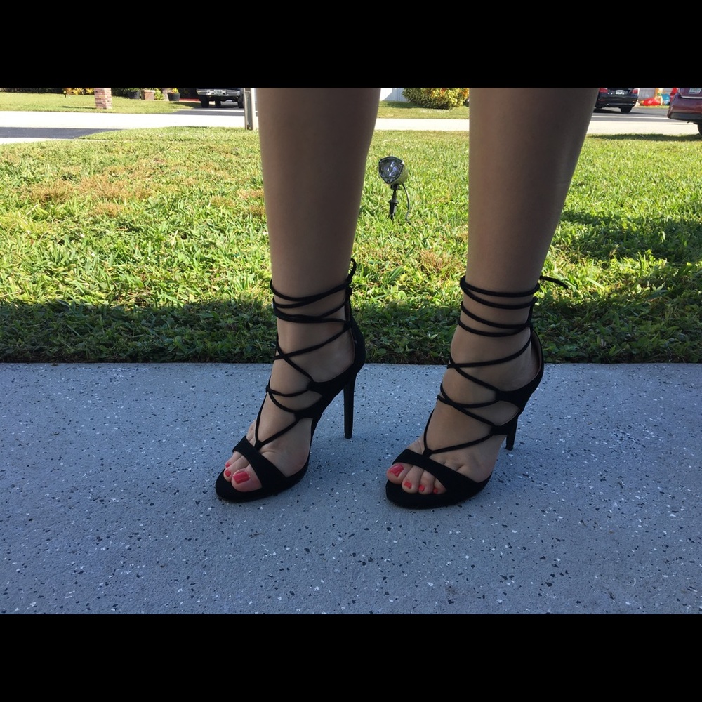 Sexy high lace heel